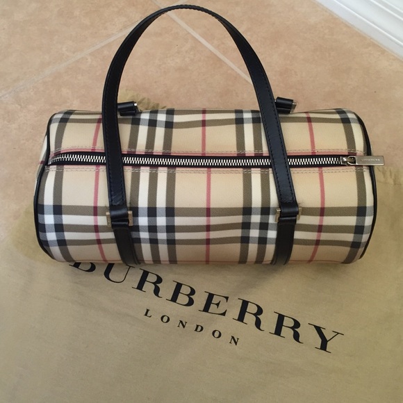 Burberry Barrel Shoulder Handbag