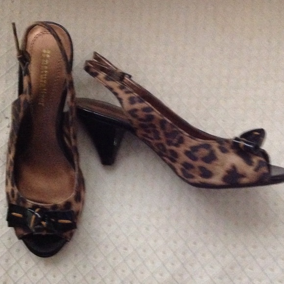 Shoes - Picture 2 of 2