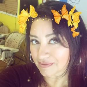 Meet your Posher, Leticia