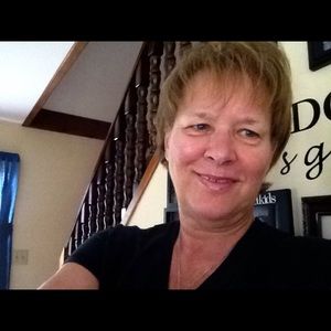 Meet your Posher, Sharon