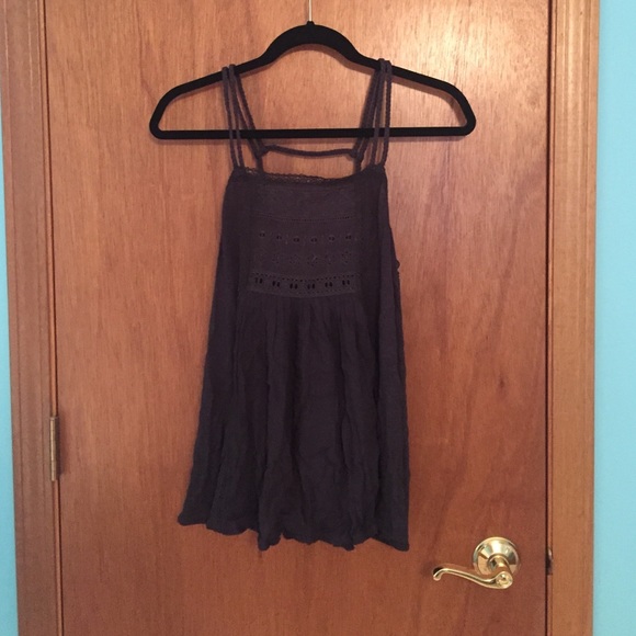 American Eagle grey flowy tank top