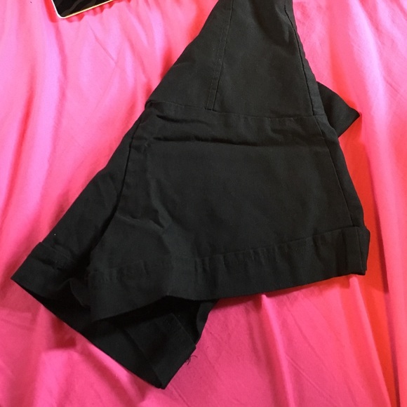 💠High waisted shorts - Picture 2 of 3