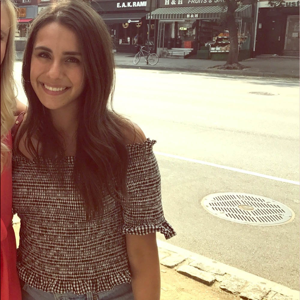 Meet your Posher, Kelsey