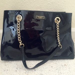 Kate Spade New York - Navy Patent w/ gold hardware