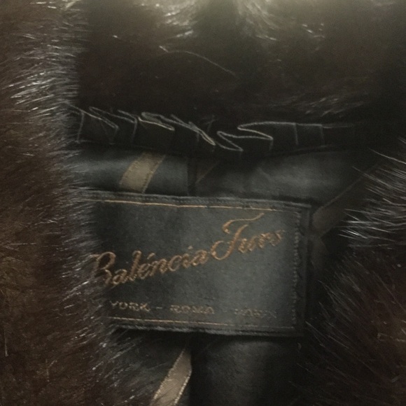 Beautiful vintage fur coat - Picture 2 of 4