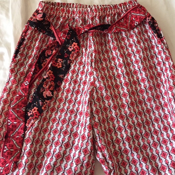 Pants🌺🌸 - Picture 4 of 7