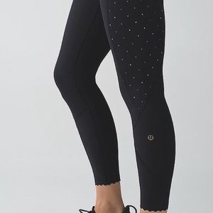 Lululemon Tight Stuff 7/8 Pant. Size 6