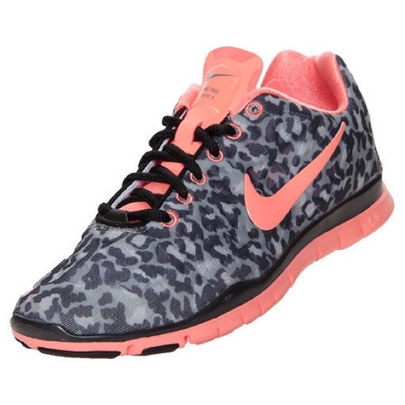 Nike Shoes - Nike Free Leopard Sneakers