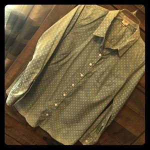 Crown & Ivy Button-Up