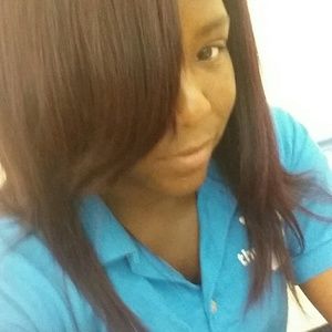 Meet your Posher, Desiree