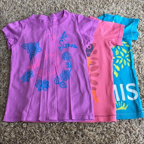 Peek little peanut tees (2) 18-24 months