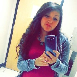 Meet your Posher, Angie