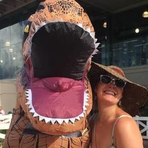 Meet your Posher, Andrea