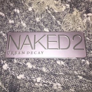 Naked 2 eyeshadow pallet.