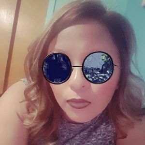 Meet your Posher, Erika