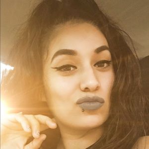 Meet your Posher, Leti