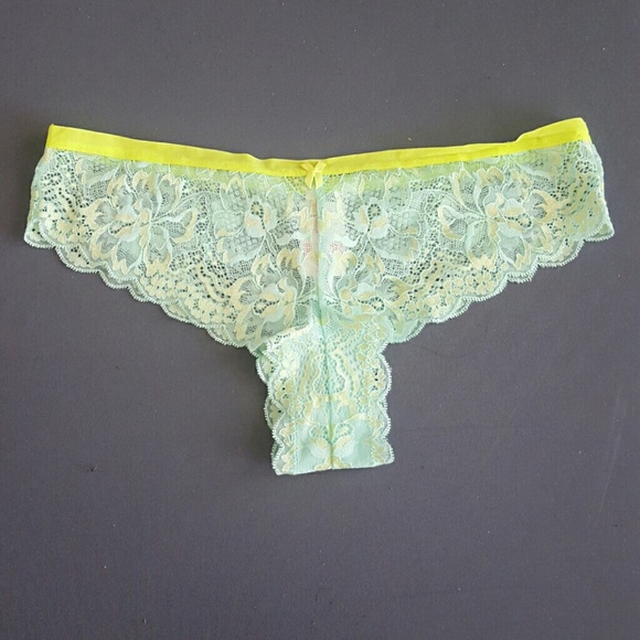 Victoria's Secret Pink Cheekster