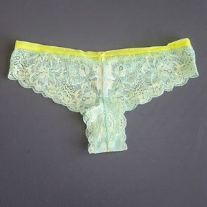 Victoria's Secret Pink Cheekster