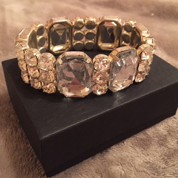 Beautiful formal bracelet
