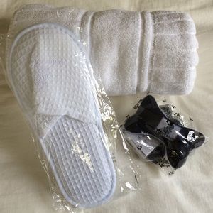 Accessories from The Ritz-Carlton (final $)