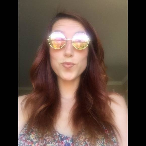 Meet your Posher, Kourtney - Picture 1 of 1