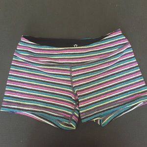 Iviva athletica shorts