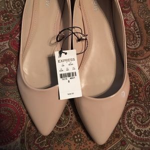 Nude flats