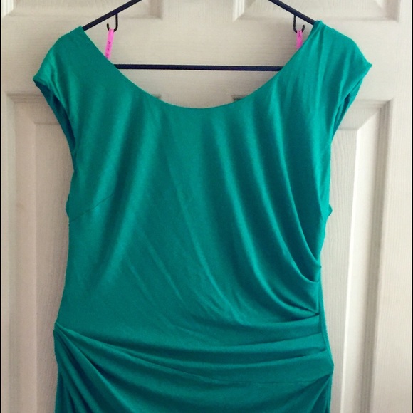Betsy Johnson beautiful green summer dress