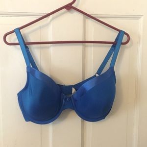 Maidenform Bra - 38D 👙💙