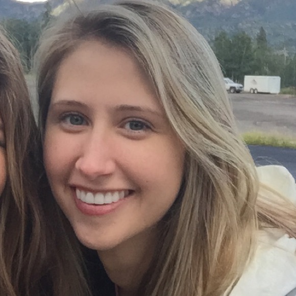 Meet your Posher, Olivia