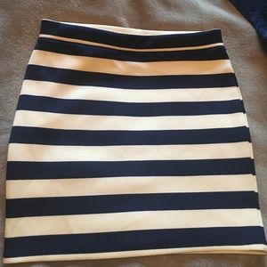 Forever 21 skirt size S