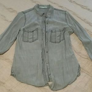 Light gray button up