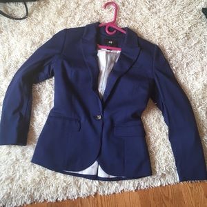 NAVY BLAZER