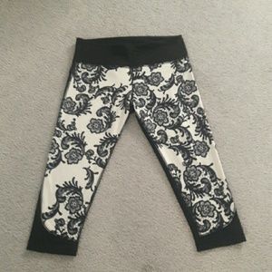Lululemon Capri Length Leggings
