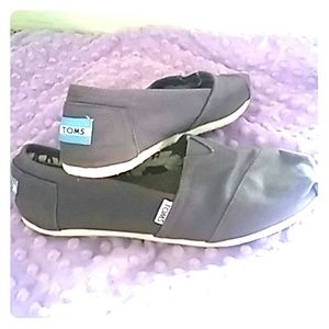 Toms classic shoe