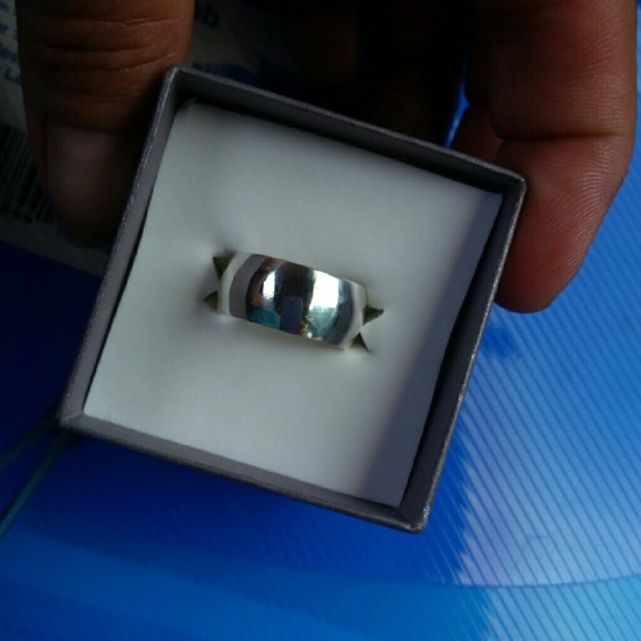 6mm silver band SIZE 7