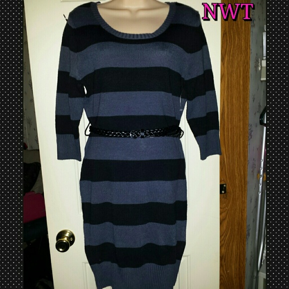 NWT Bobbie Brooks long shirt w/belt