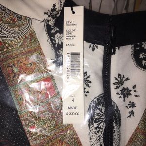 Brand new Alice and Olivia wide leg pants