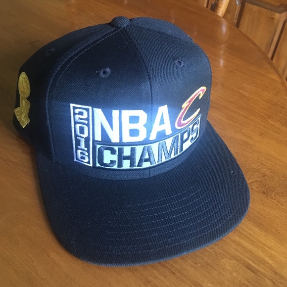 Cleveland Cavaliers looker room SnapBack