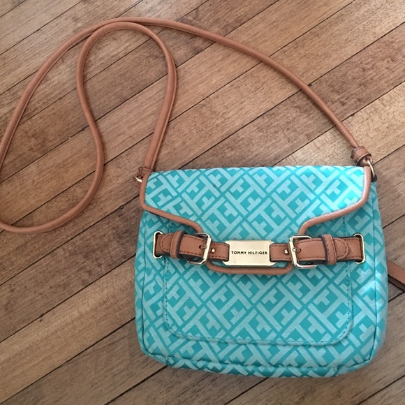 Tommy Hilfiger Crossbody