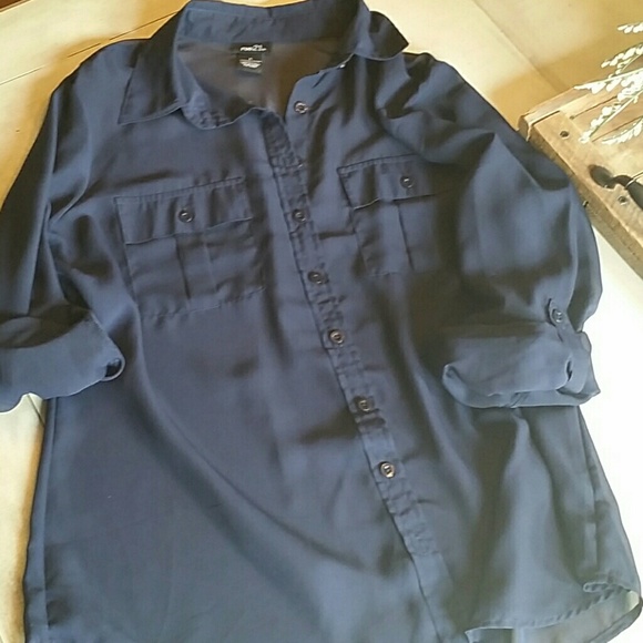 Navy sheer button down - Picture 3 of 3