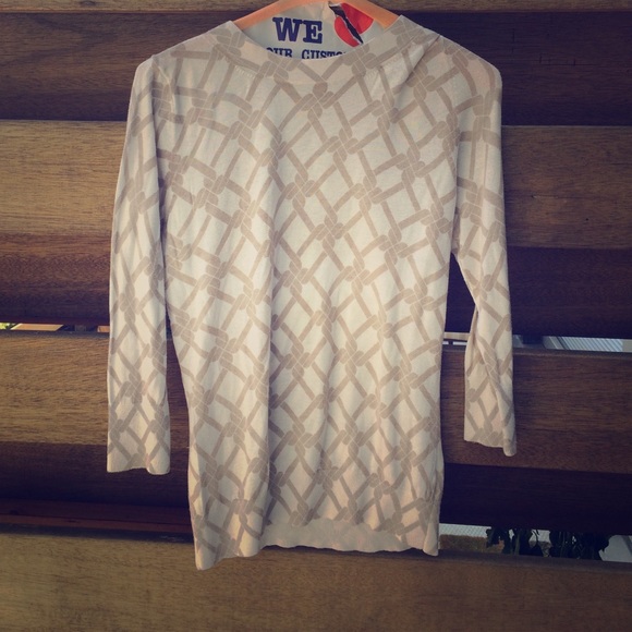 📉Banana Republic knit sweater shirt. Cream small