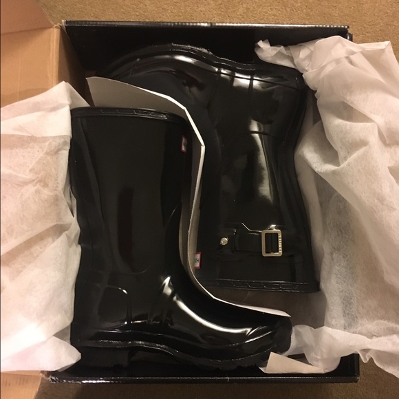 NEW In Box!! Short Gloss Hunter Boots - Picture 2 of 4