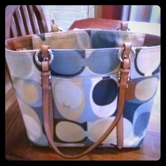 Coach handbag