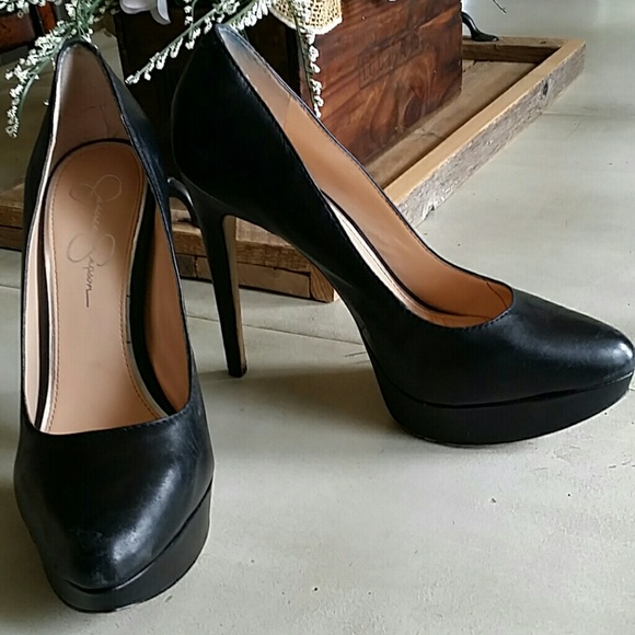 Jessica Simpson black heels