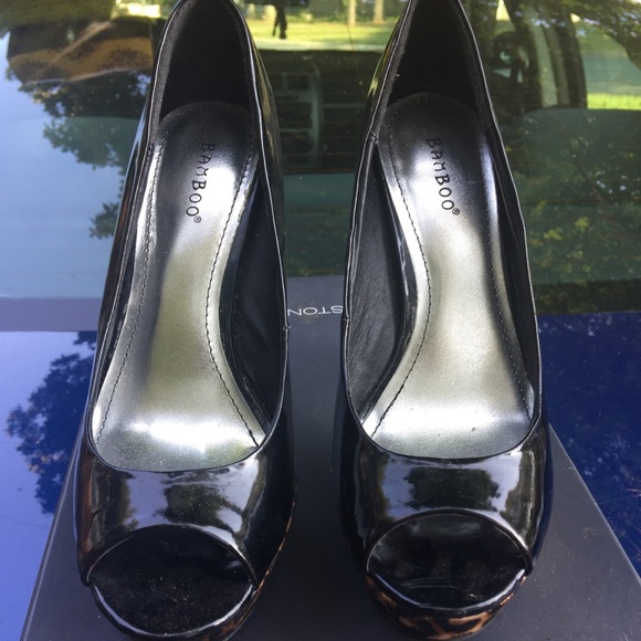 Leopard Print Peep Toe Pumps - Picture 4 of 4