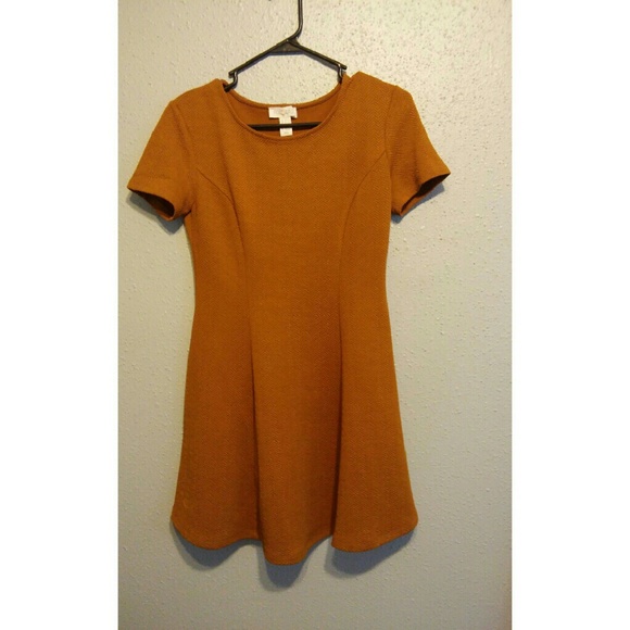 Mustard yellow dress - Picture 1 of 1