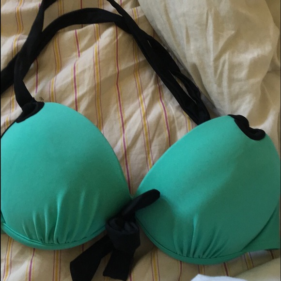 Turquoise Push Up Bikini Top w Black Detailing - Picture 1 of 2