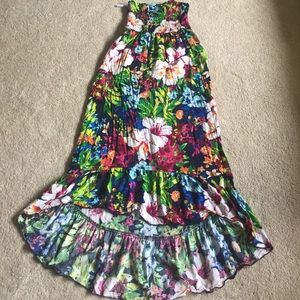 High-low strapless flowy dress
