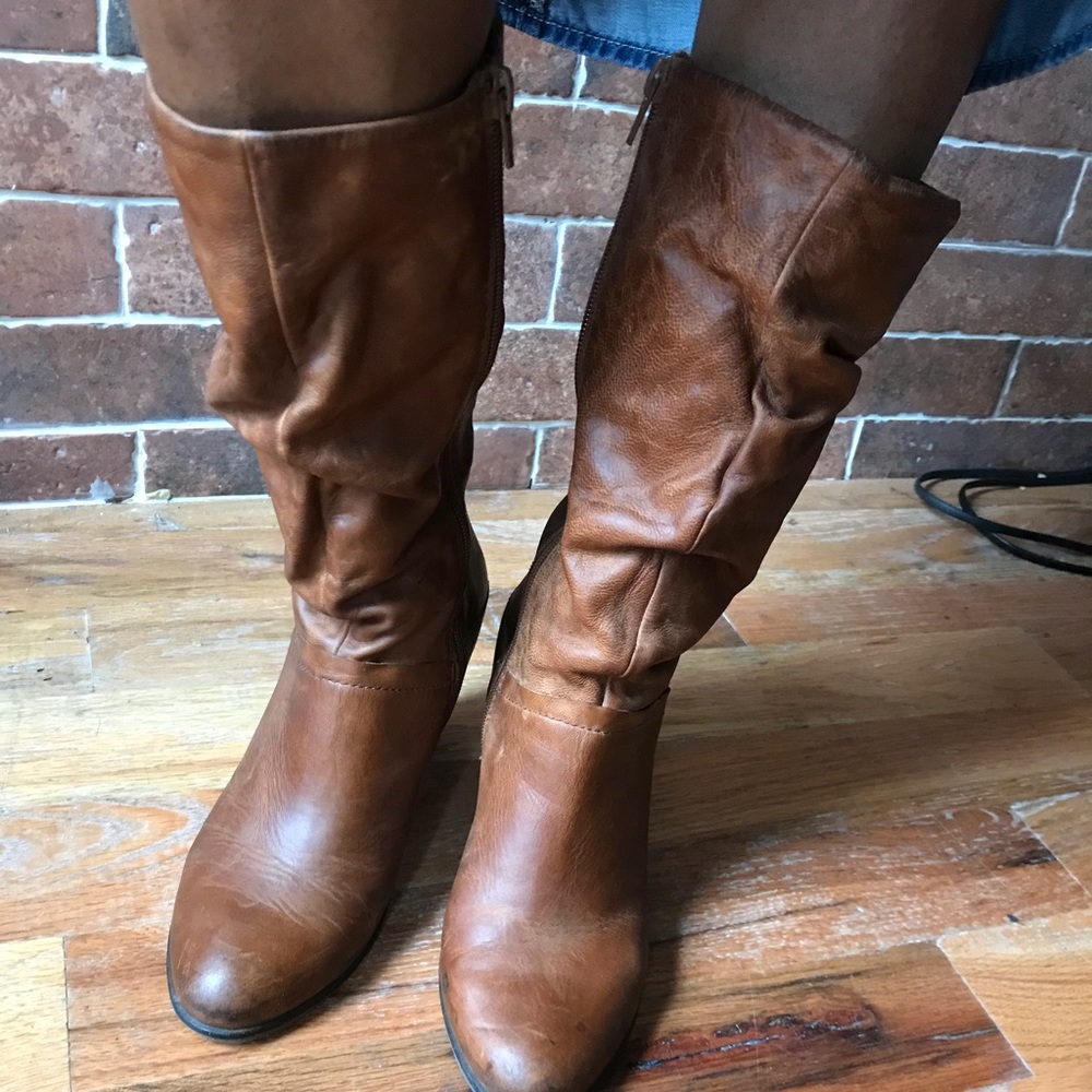 Leather Ruched Saddle Boots